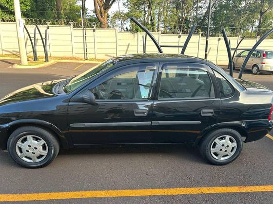 CHEVROLET CLASSIC 1.0 MPFI VHCE 8V FLEX 4P MANUAL